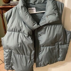 Old Navy Quilted Vest in Slate Blue